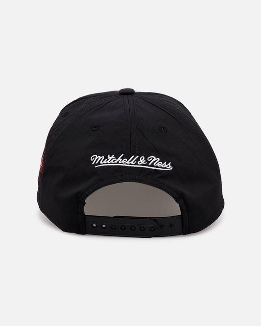 Mitchell & Ness Chicago Bulls 'Poolside' Deadstock Snapback Official Team Color
