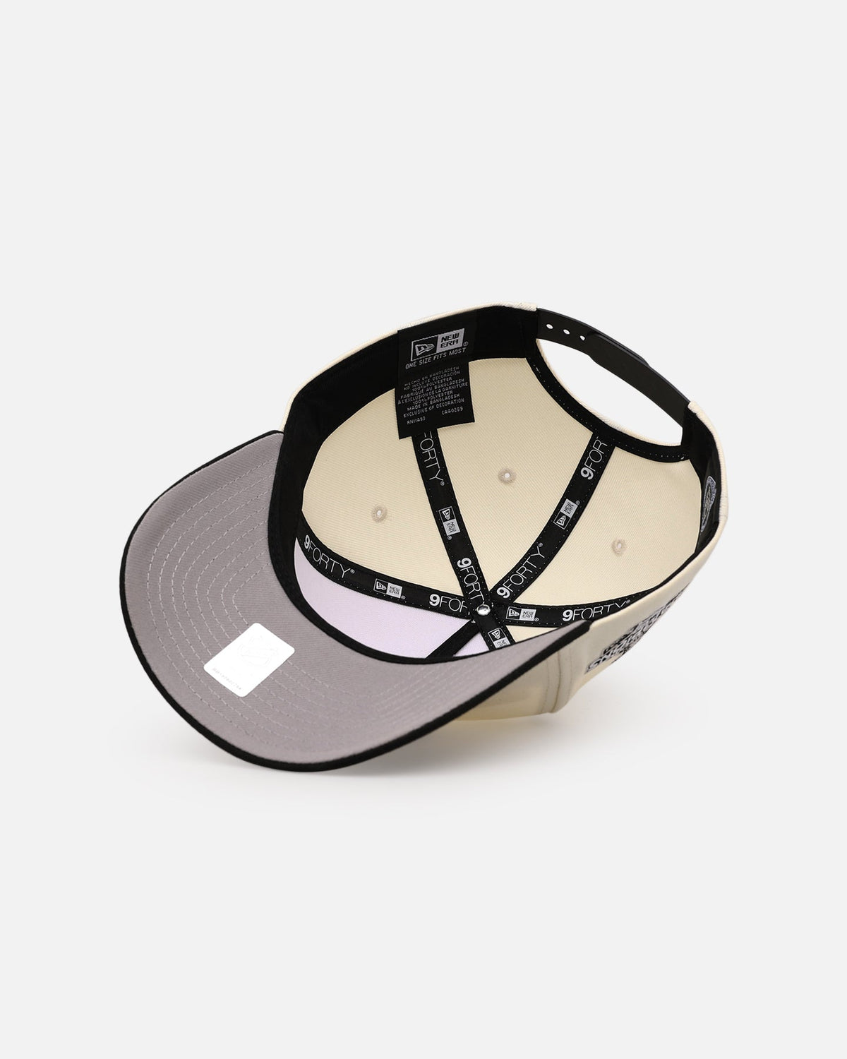 New Era Los Angeles Kings 'Team Color Visor' 9FORTY A-Frame Snapback Chrome/Official Team Color - image 6