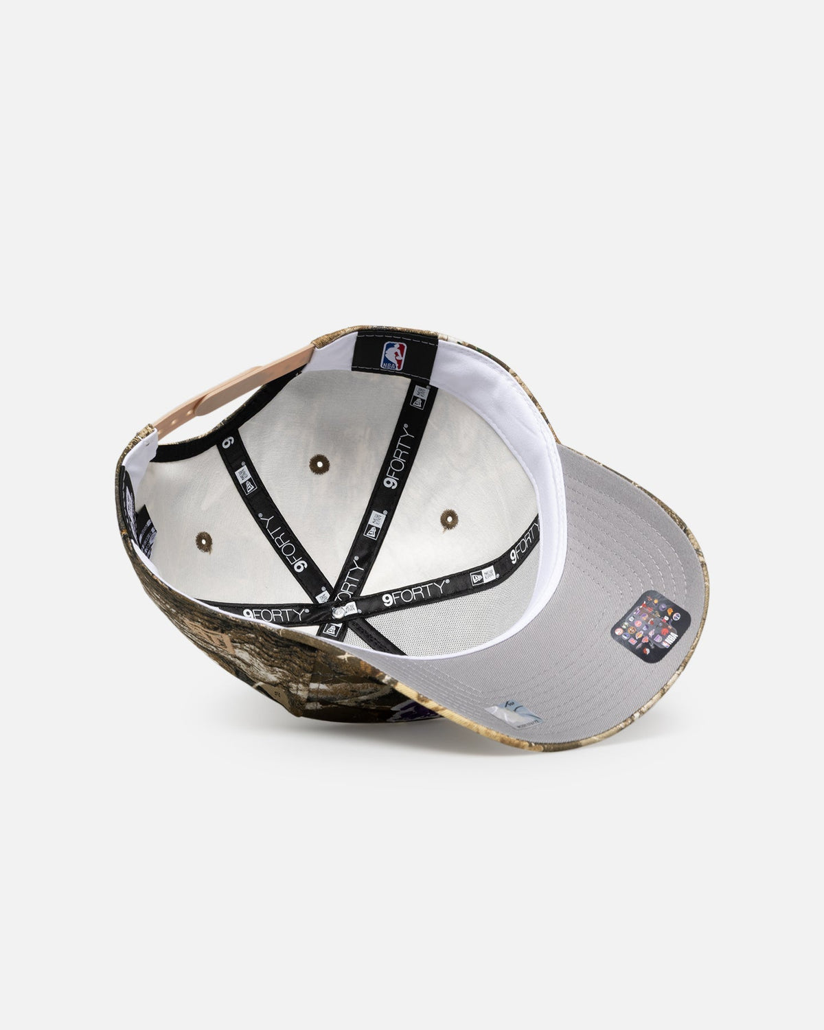 New Era Los Angeles Lakers 'Real Tree Camo' 9FORTY A-Frame Snapback Real Tree Camo - image 6