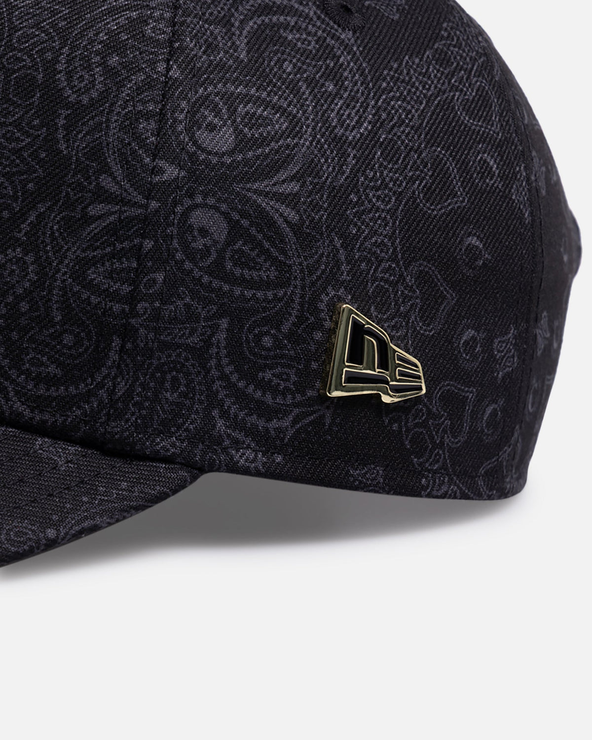 New Era New York Yankees 'Black Tonal' 9FORTY A-Frame Snapback Black - image 7