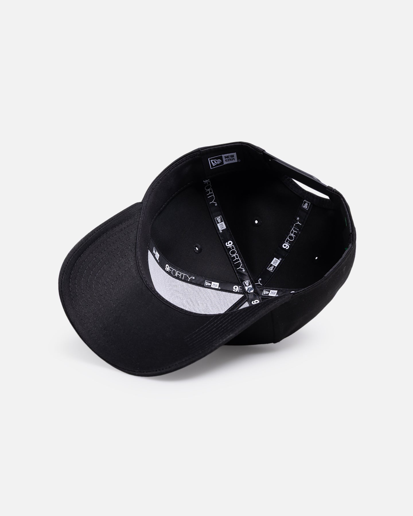 New Era Sydney Roosters 'NRL Glow In The Dark' 9FORTY A-Frame Snapback Black - image 7