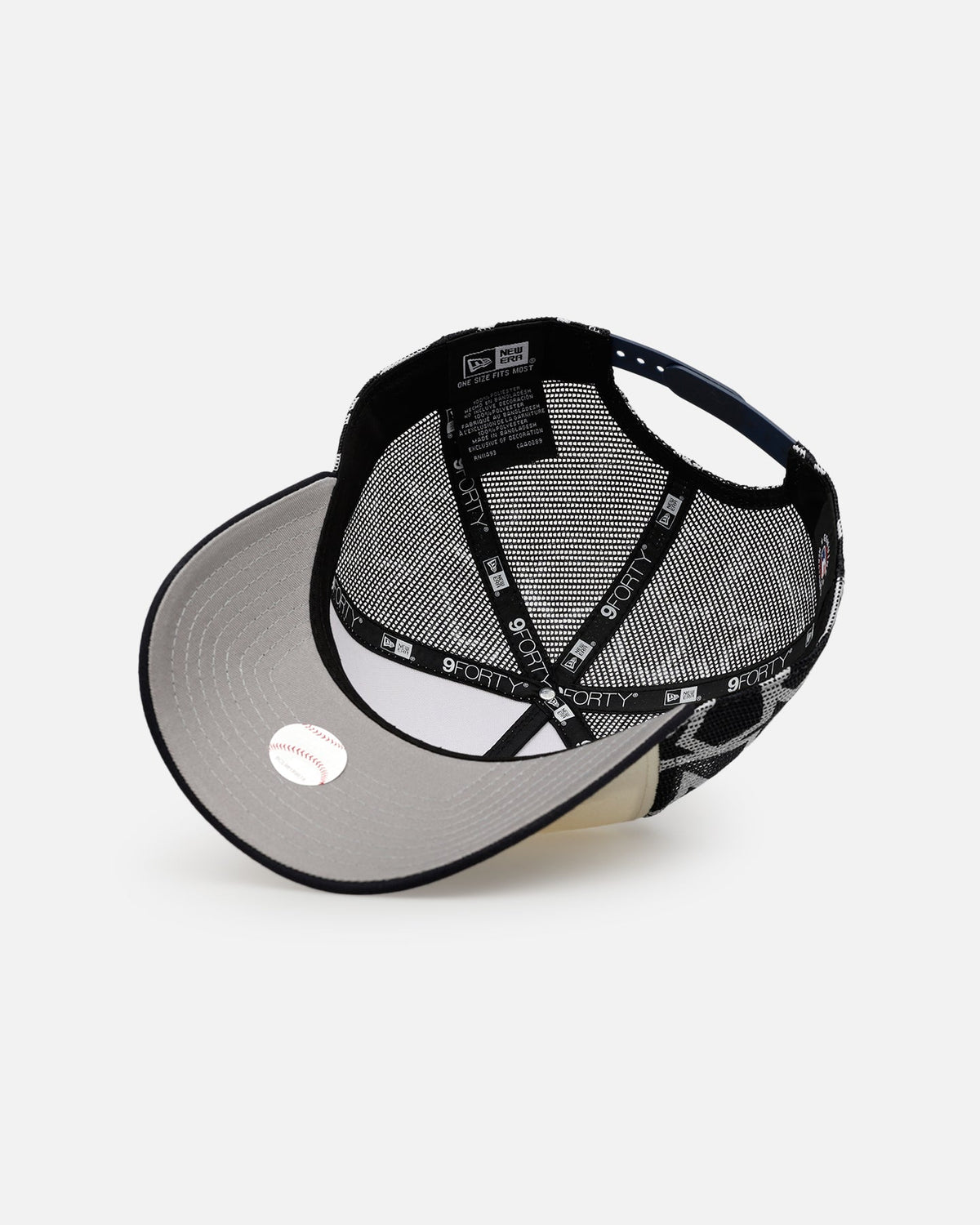New Era Atlanta Braves 'Forth Of July' 9FORTY A-Frame Snapback Chrome/Navy - image 6
