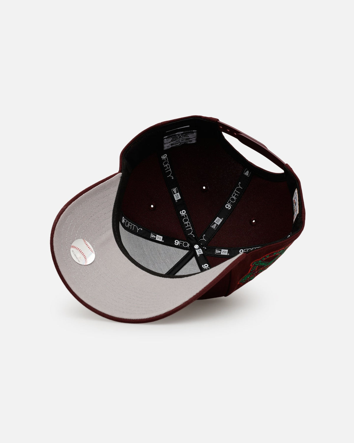 New Era Atlanta Braves 'Frosted Burgundy' 9FORTY A-Frame Snapback Burgundy - image 6