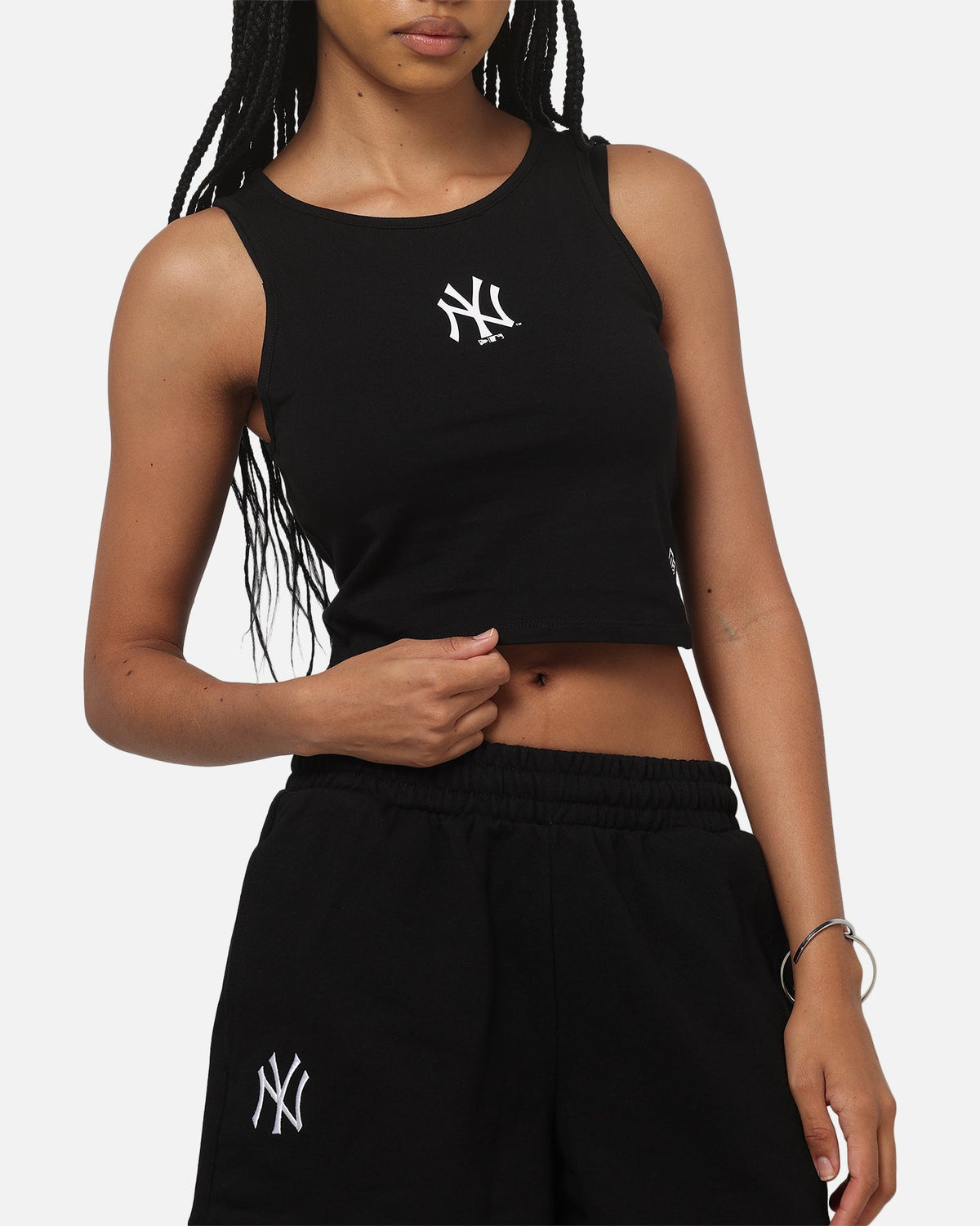 New Era Women's New York Yankees Crop Tank Black - image 6