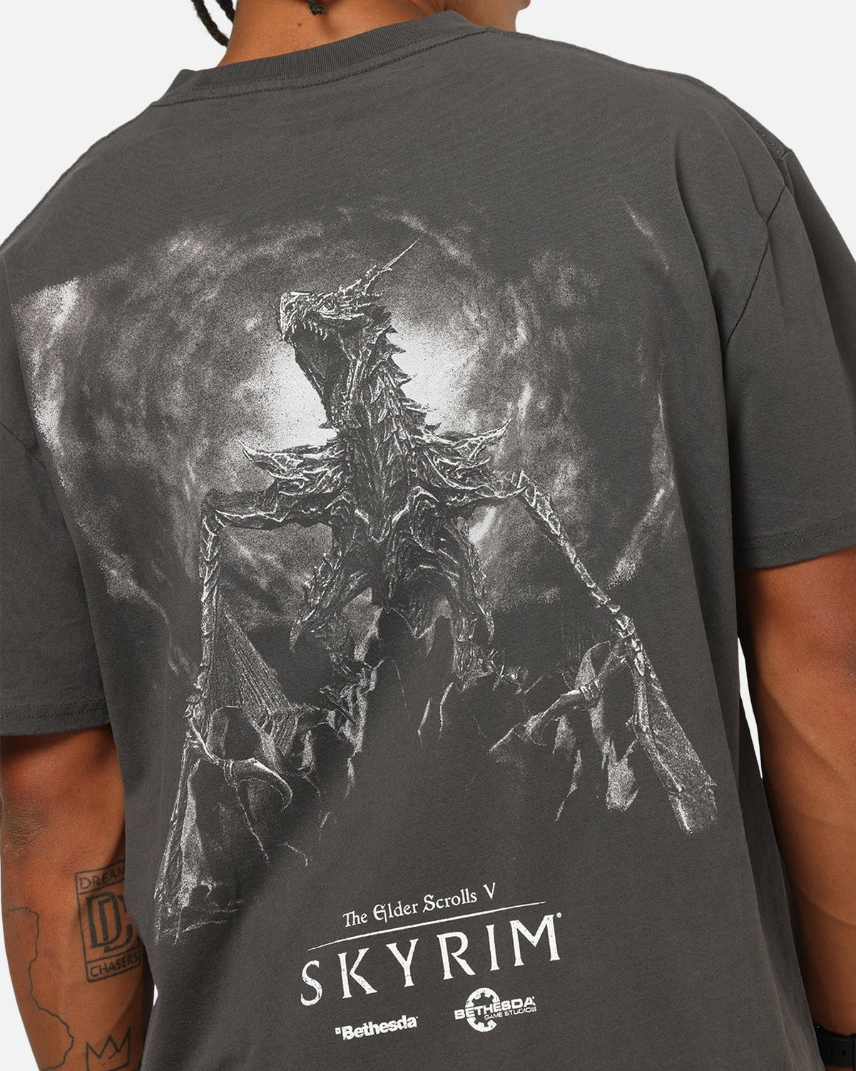 73Studio X The Elder Scrolls V: Skyrim Alduin Vintage T-Shirt Black Wash - image 8