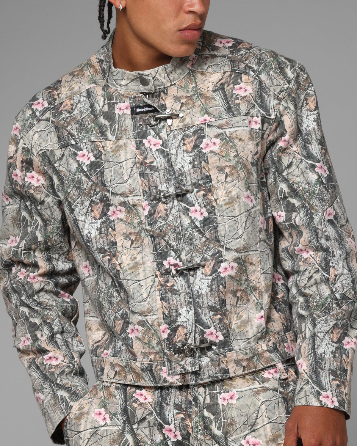 Loiter Thrasher Jacket Pink Tree Camo - image 6