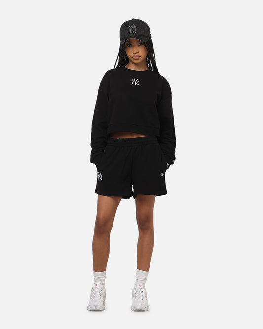 New Era Women's New York Yankees Shorts Black - image 2