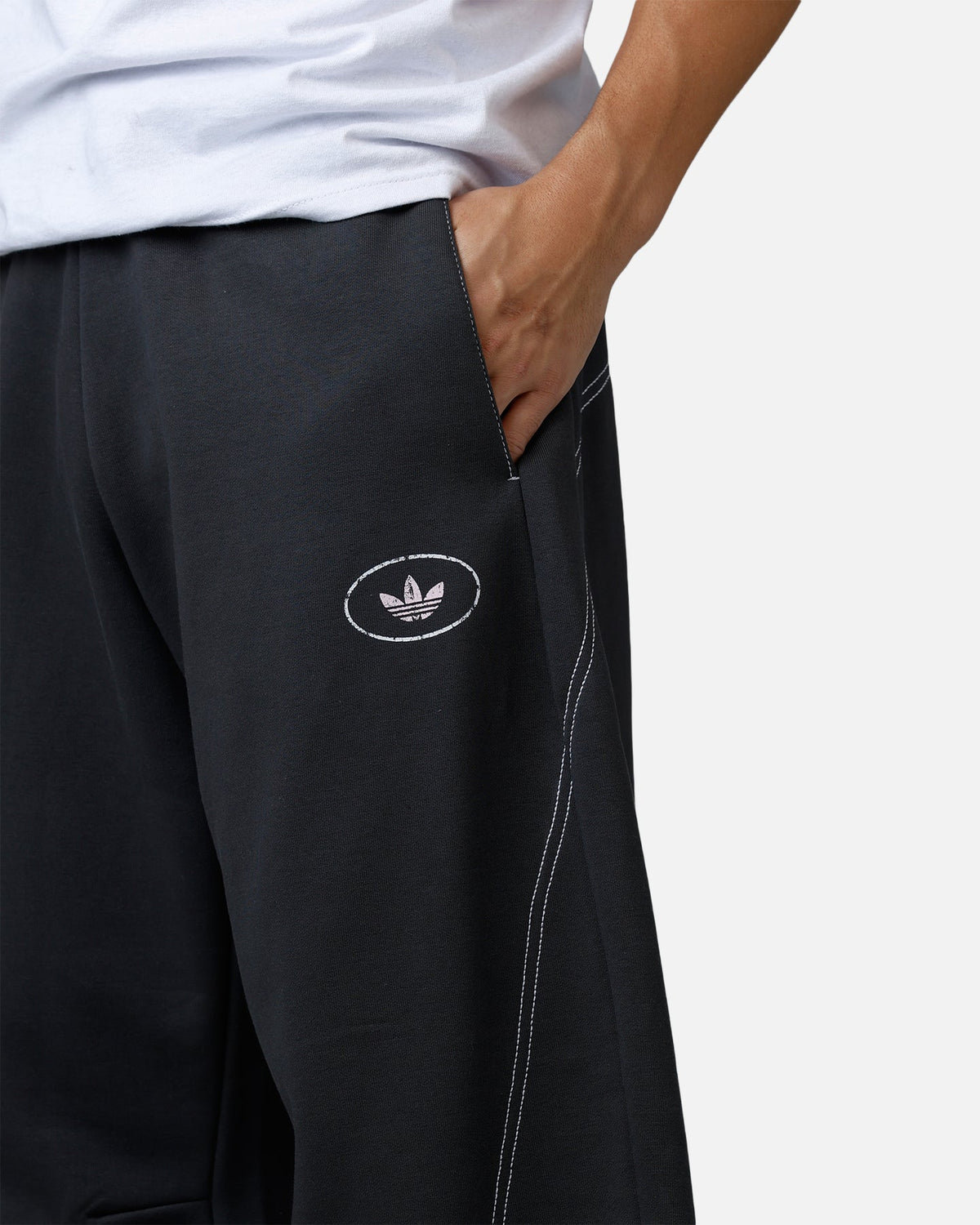 Adidas Shoemaker Sweatpants Black - image 7