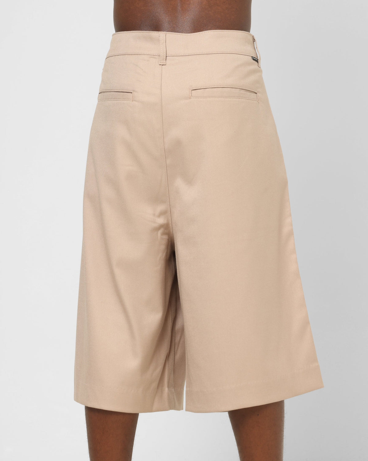 Carre Heritage Pleated Shorts Tan - image 8