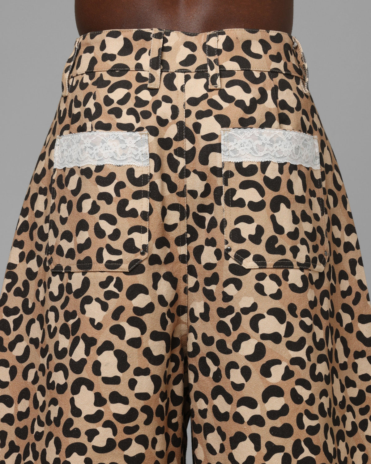 Loiter Lace Jorts Leopard - image 8
