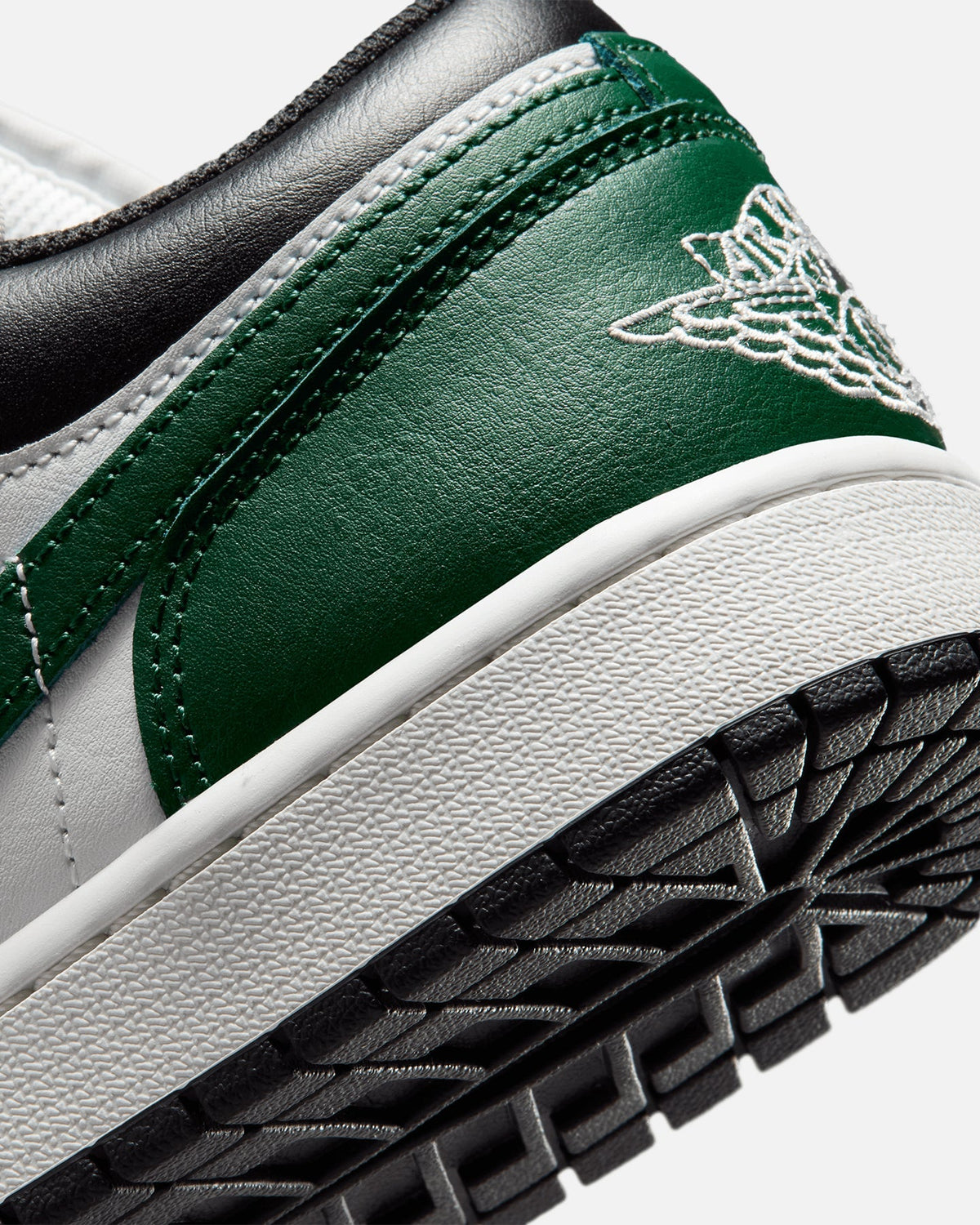 Jordan Air Jordan 1 Low Black/Summit White - image 8