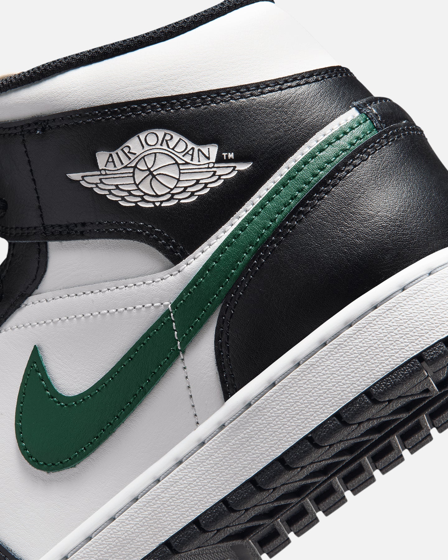 Jordan Air Jordan 1 Mid Black/Summit White