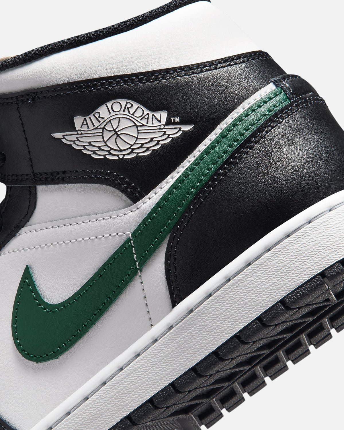 Jordan Air Jordan 1 Mid Black/Summit White - image 8