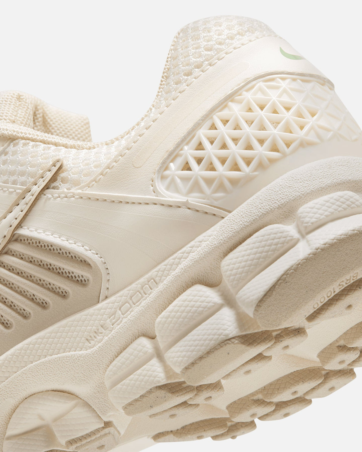 Nike Women's Zoom Vomero 5 Pale Ivory