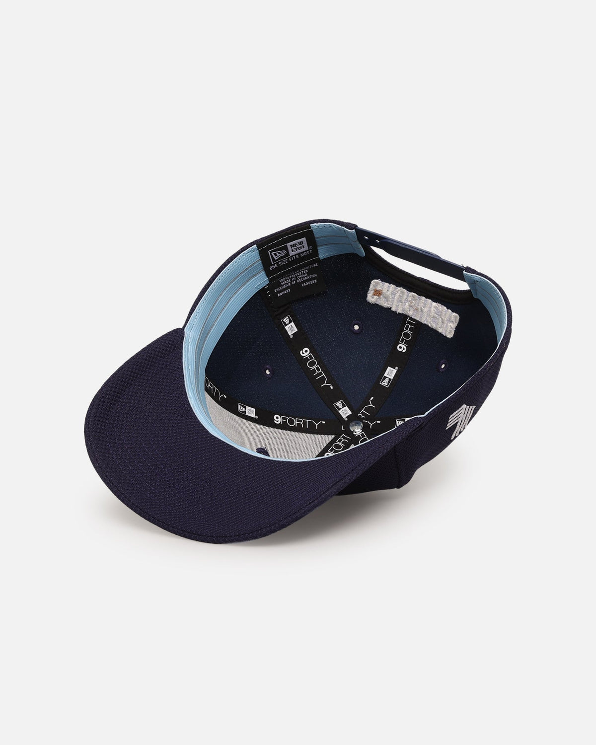 New Era Crushers Golf Club 'Liv Golf' 9FORTY Stretch Snapback Navy - image 6