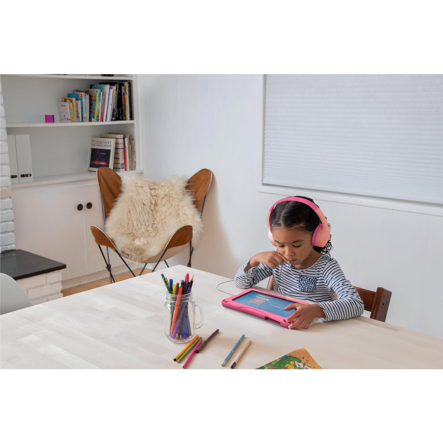 Belkin SOUNDFORM Mini Wired On-Ear Headphones for Kids (Pink)