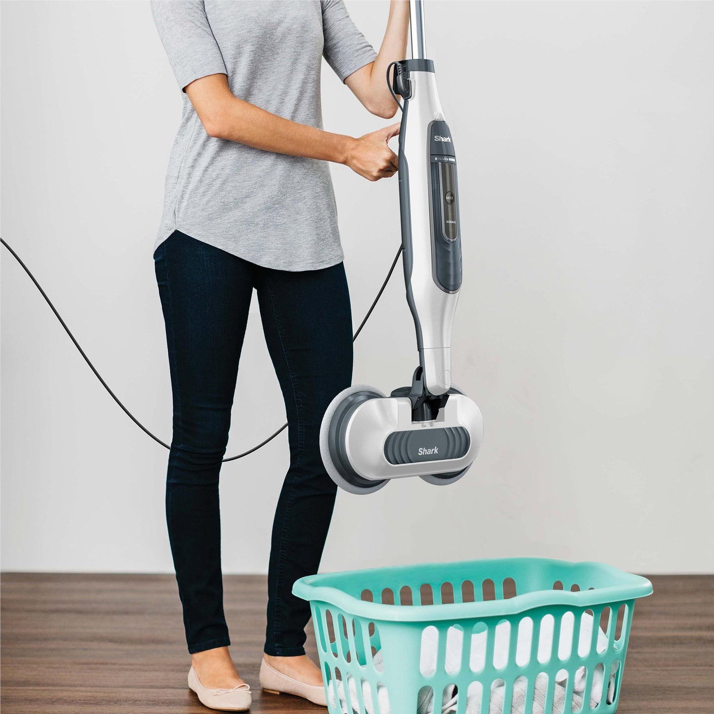 Shark S7001 Steam & Scrub Mop