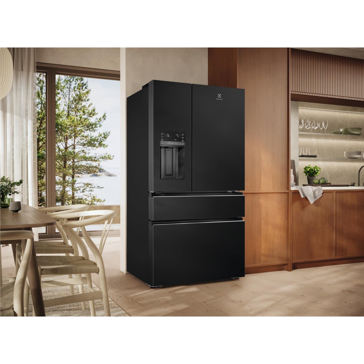 Electrolux EHE6191BB 609L UltimateTaste 900 French door fridge (Matte Black)