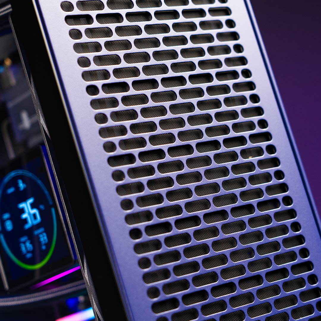 Thermaltake Citadel 600 Pro Gaming Desktop PC (AMD 7600 / RTX 5070 / 32GB RAM)