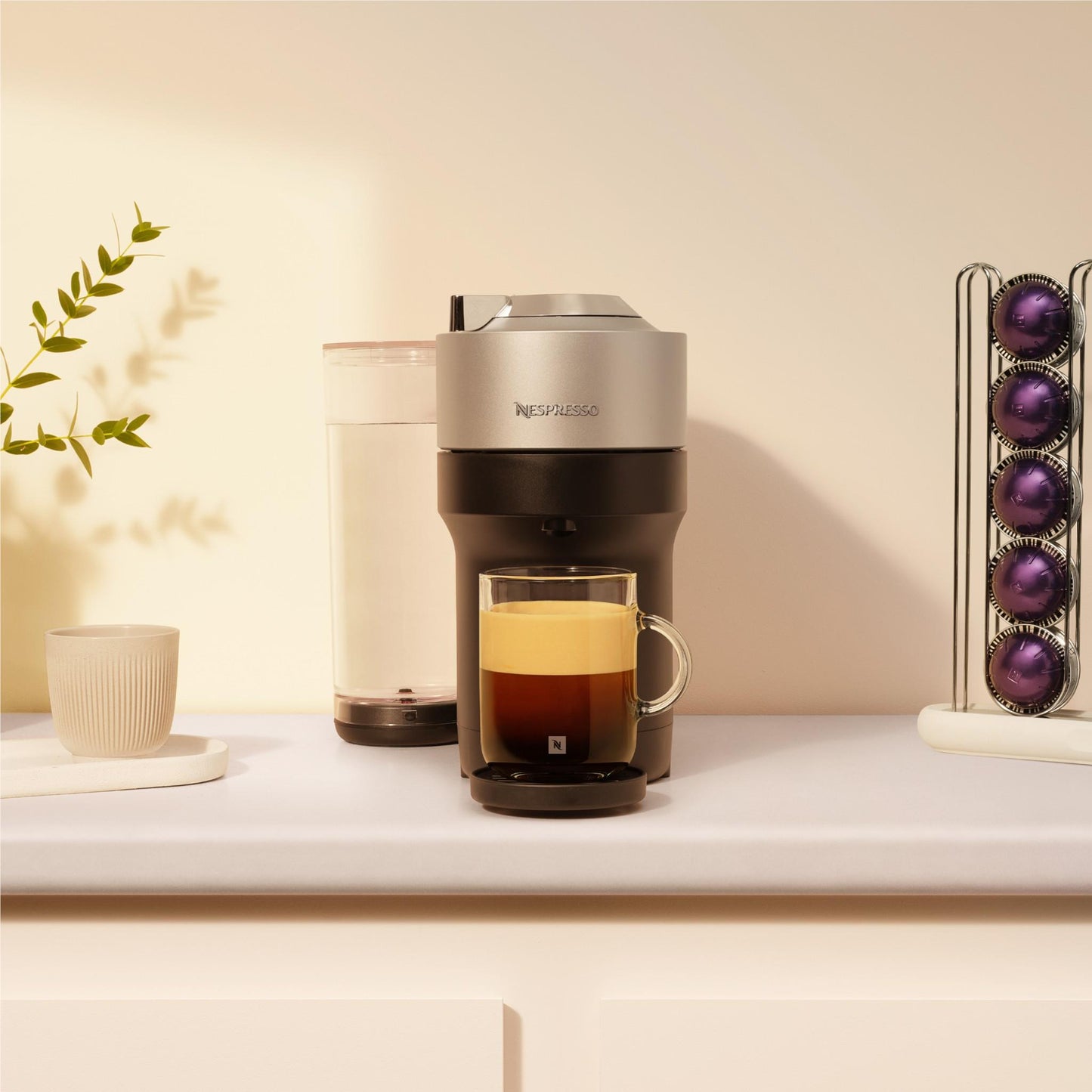 De'longhi Nespresso Vertuo Pop+ Coffee Machine Bundle (Deluxe Silver)