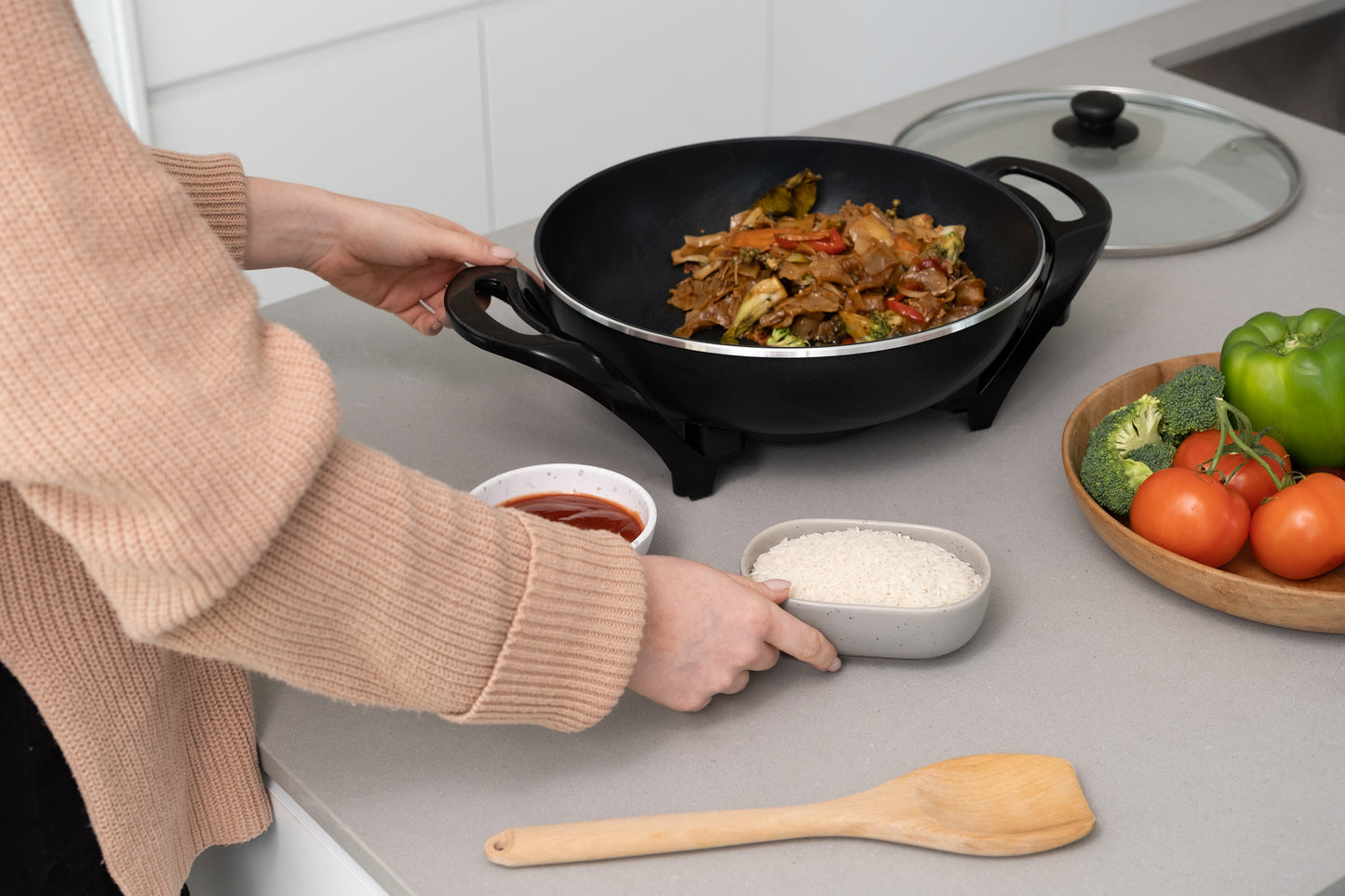 Healthy Choice 5.4L Large Non-Stick Electric Wok