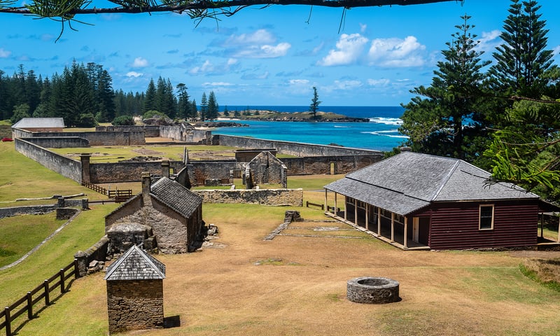 Luxury South Pacific & Hawaii Explorer image 6