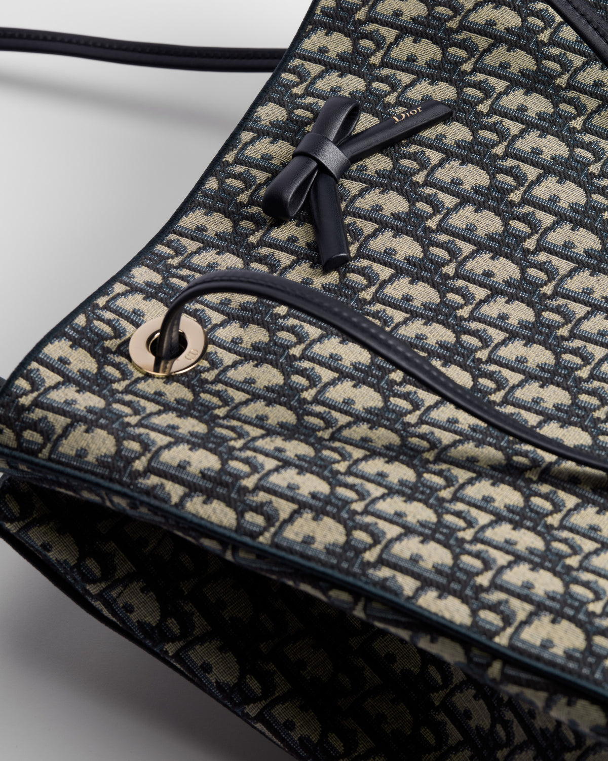 Medium Dior Promenade Shopping Bag Blue Dior Oblique Jacquard