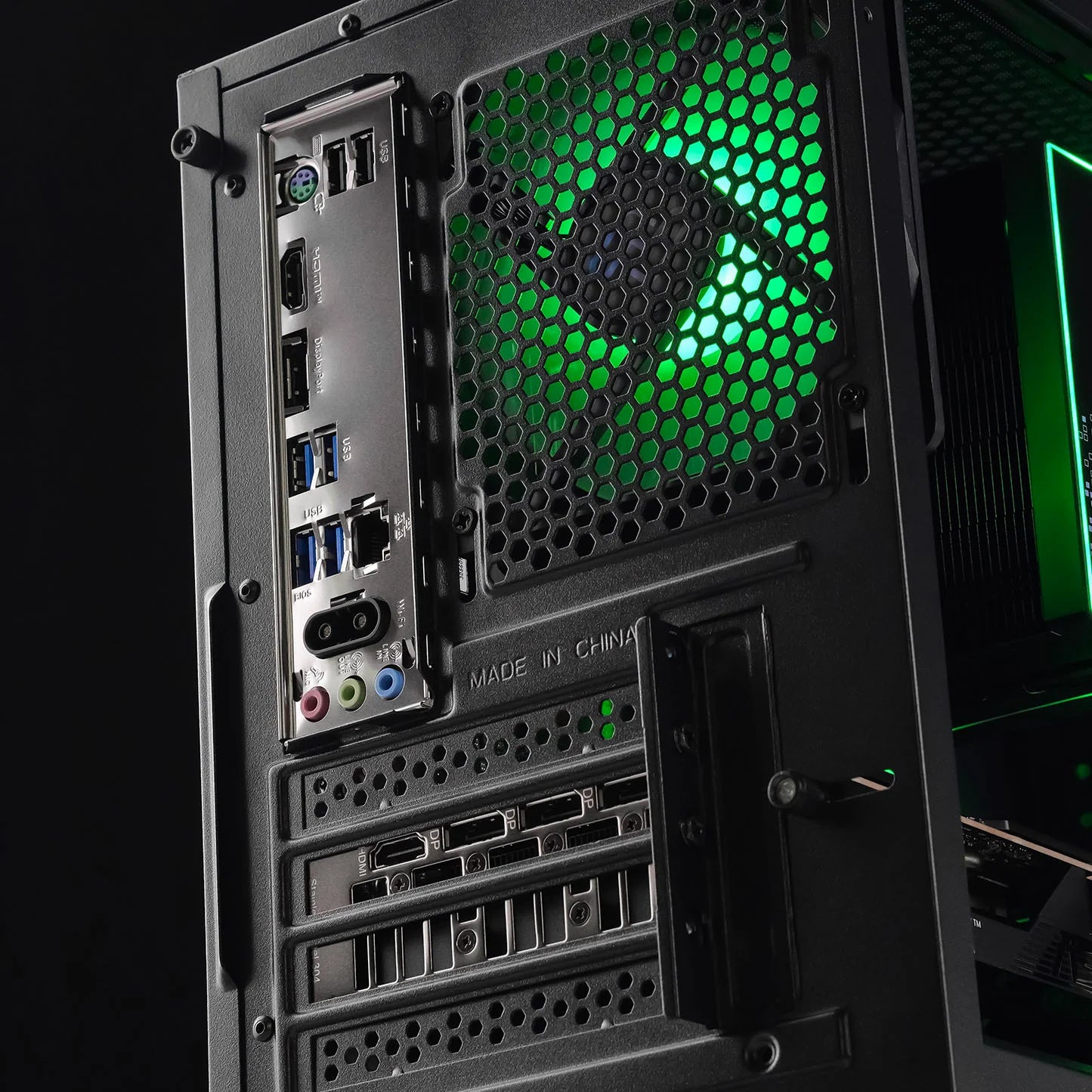Nebula PC - Zenith Gaming PC: RYZEN 5 5600 | RTX 5050