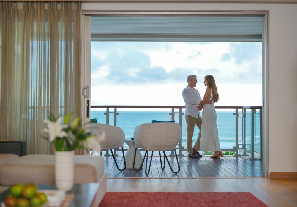Double-Six Luxury Hotel Seminyak ocean-view suite