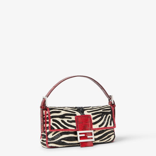Baguette 26424 Raffia and Bead Re Edition Bag