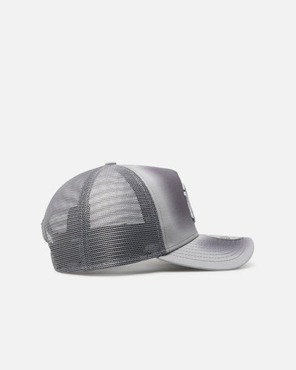 New Era New York Yankees 'Gradient Trucker' 9FORTY A-Frame Trucker Snapback Grey