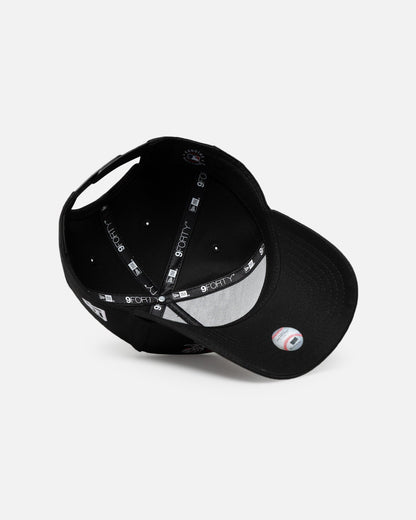 New Era New York Yankees 'Valentines Day' 9FORTY A-Frame Snapback Black