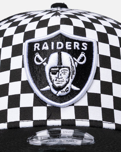 New Era Las Vegas Raiders 'Checker Trucker' 9FORTY A-Frame Trucker Snapback White