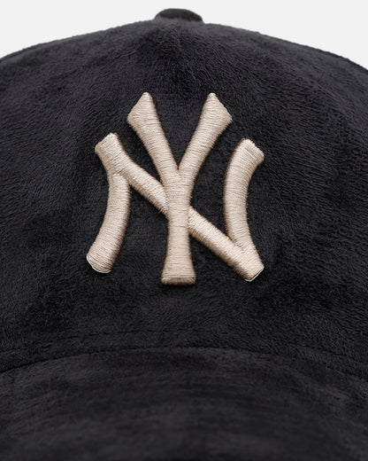 New Era New York Yankees 'Suede' 9FORTY A-Frame Strapback Black/Tan