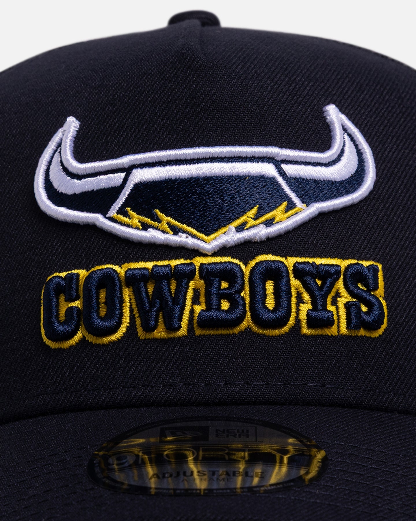 New Era North Queensland Cowboys 'NRL Vegas Round 2026' 9FORTY A-Frame Trucker Snapback Official Team Colour