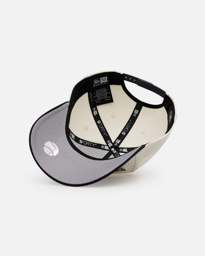 New Era Boston Red Sox 'World Series Logo' 9FORTY A-Frame Snapback Chrome