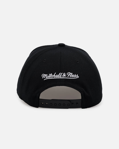 Mitchell & Ness New York Knicks 'Rhinestone Luxury' Pro Pinch Snapback Black