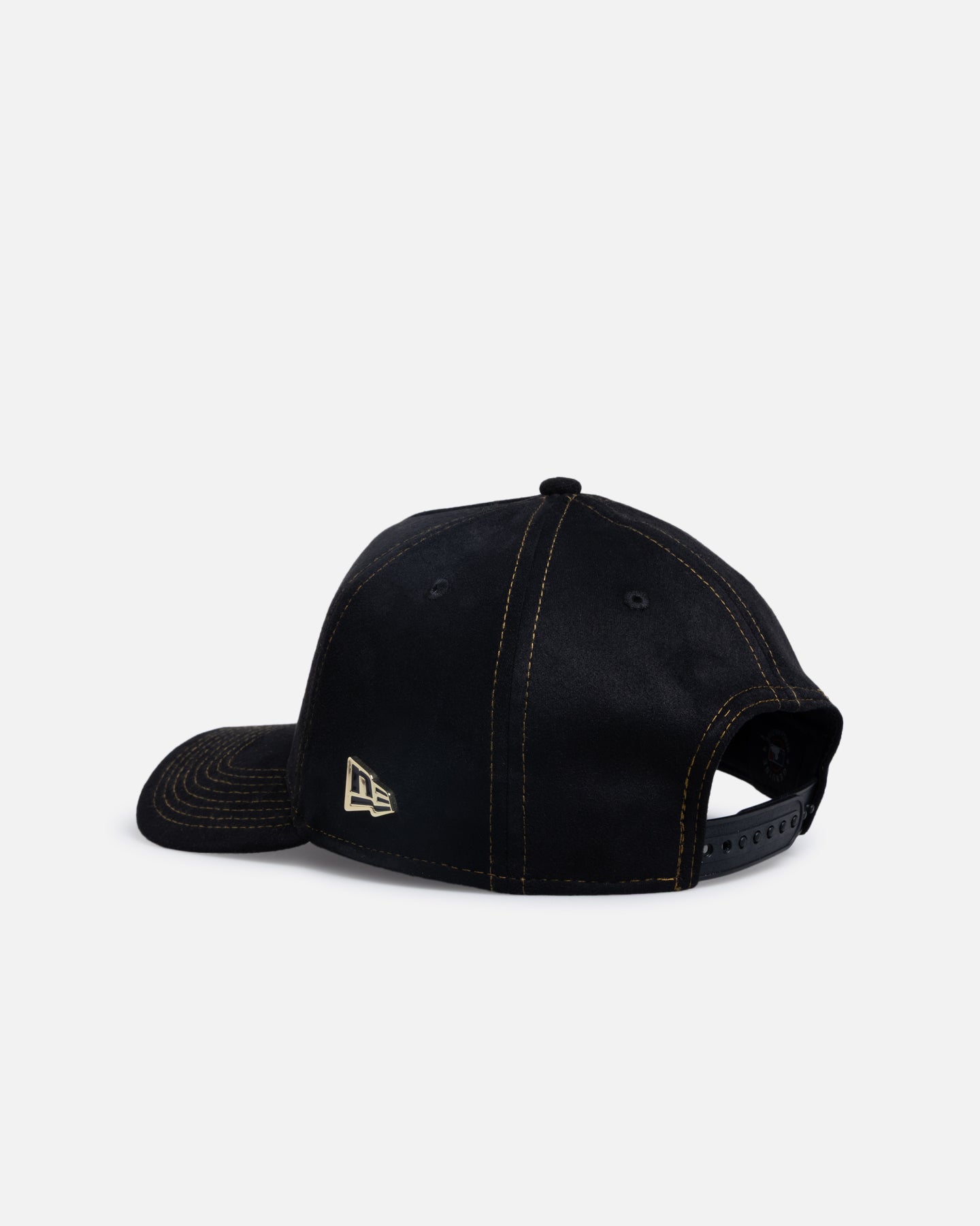 New Era New York Yankees 'Statement Suede 10 Year Anniversary' 9FORTY A-Frame Snapback Black Suede