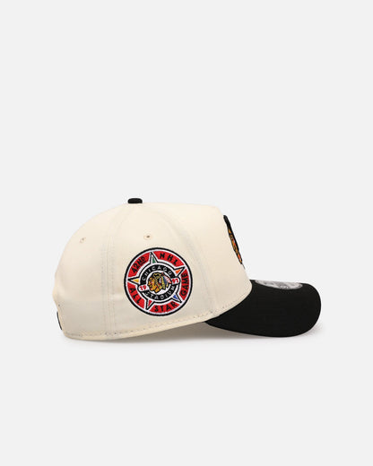 New Era Chicago Blackhawks 'Team Color Visor' 9FORTY A-Frame Snapback Chrome/Official Team Color