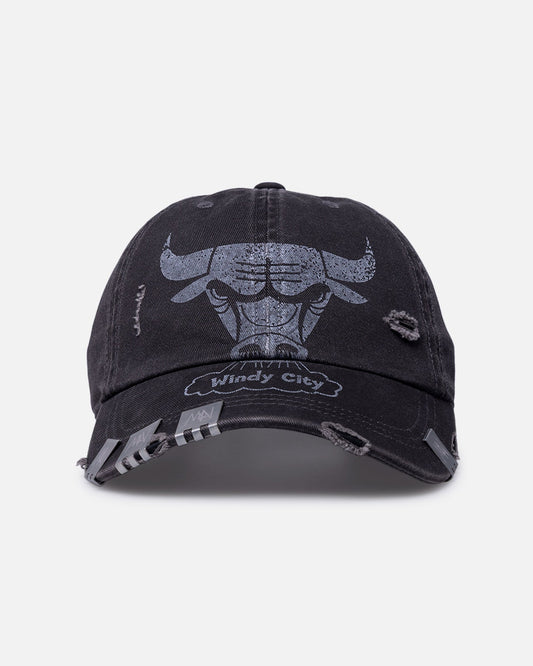 Mitchell & Ness Chicago Bulls 'It's Over' Dad Fit Strapback Black