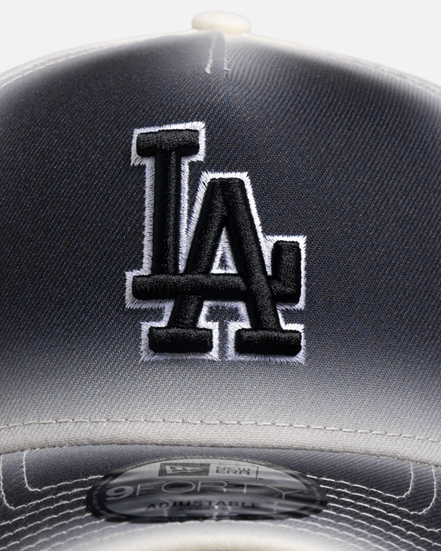 New Era Los Angeles Dodgers 'Gradient Edge Reverse' 9FORTY A-Frame Snapback Black/White