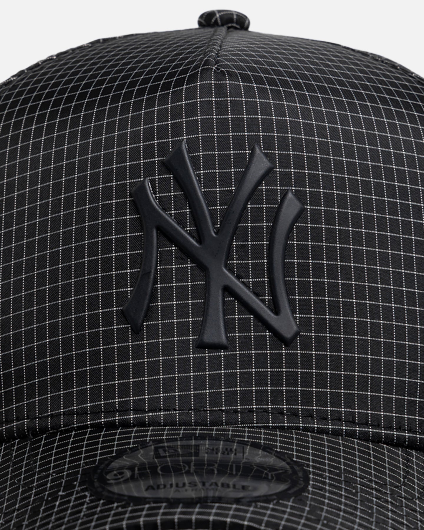 New Era New York Yankees 'Black Ripstop' 9FORTY A-Frame Snapback Black/Black