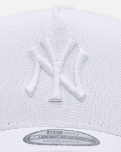 New Era New York Yankees 'Easy White' 9FORTY A-Frame Snapback White/White