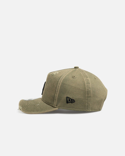New Era Los Angeles Dodgers 'Distressed Olive' 9FORTY A-Frame Snapback Olive