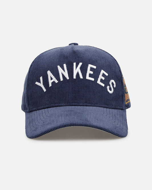Mitchell & Ness New York Yankees 'Vintage Cord' Pro Pinch Snapback Navy