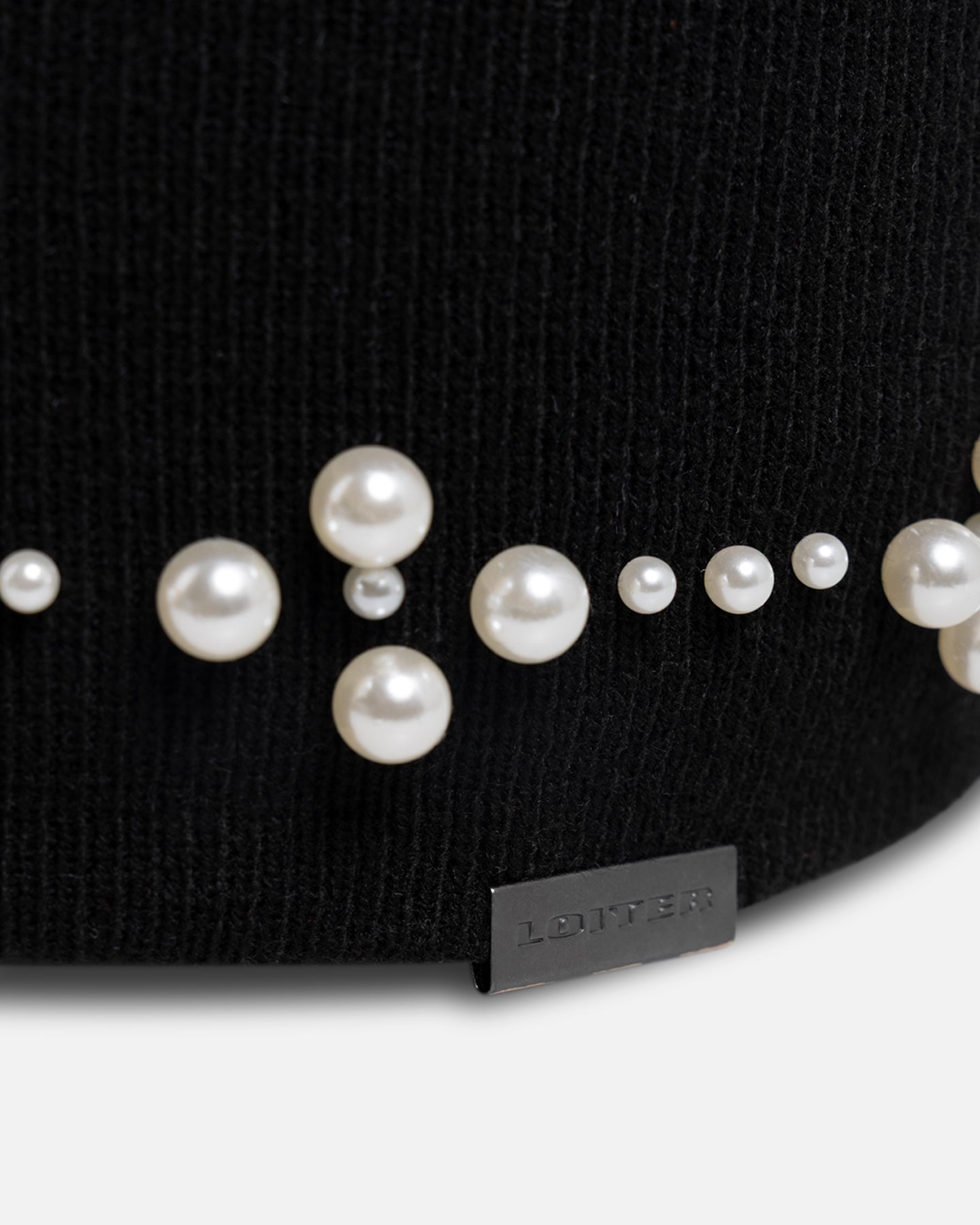 Loiter Pearl Skully Black