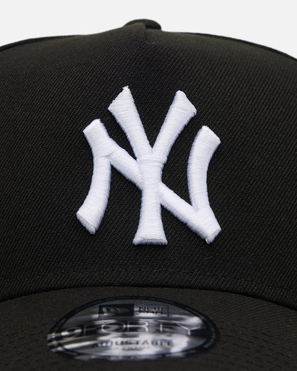 New Era New York Yankees 'Black' 9FORTY A-Frame Snapback Black/White