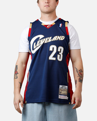 Mitchell & Ness Cleveland Cavaliers Lebron James #23 '08-'09 Swingman Jersey Navy