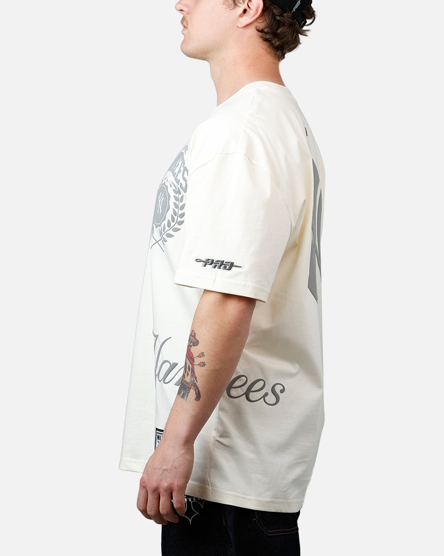 Pro Standard New York Yankees Street Team T-Shirt Eggshell