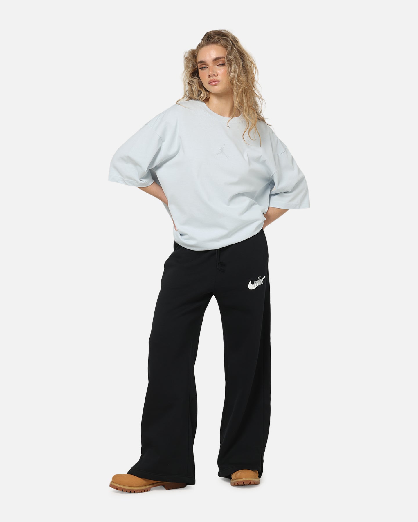 Nike Women's Sportswear Phoenix Fleece High-Waisted Wide-Leg Logo Pants Black/Summit White